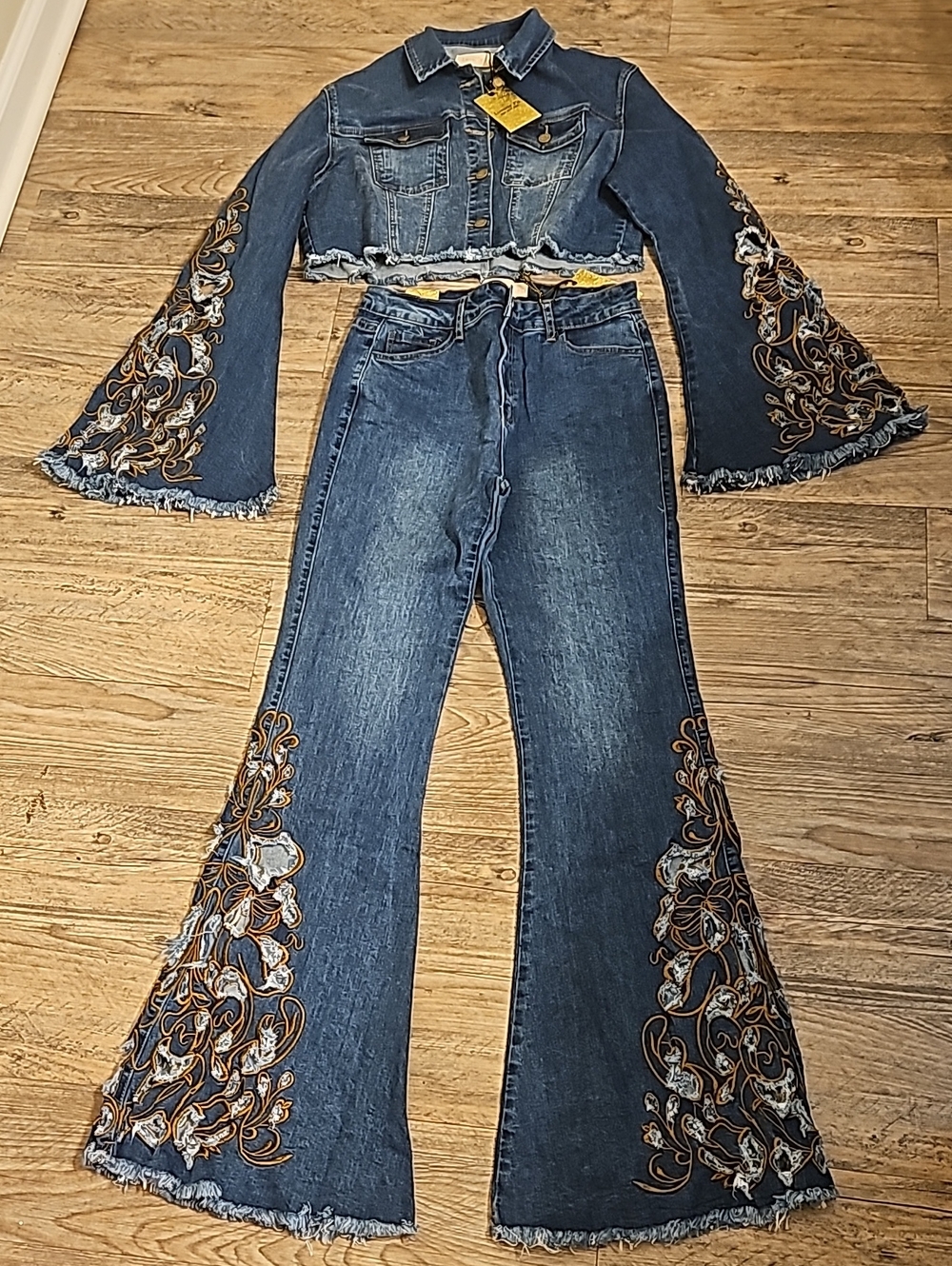 Embroidered Flare Legs Jeans Bell Sleeve  Denim Two Piece Set XL/Tall